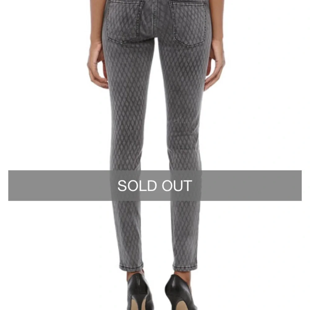 Current/Elliott Gray Skinny Jeans - Picture 2 of 8